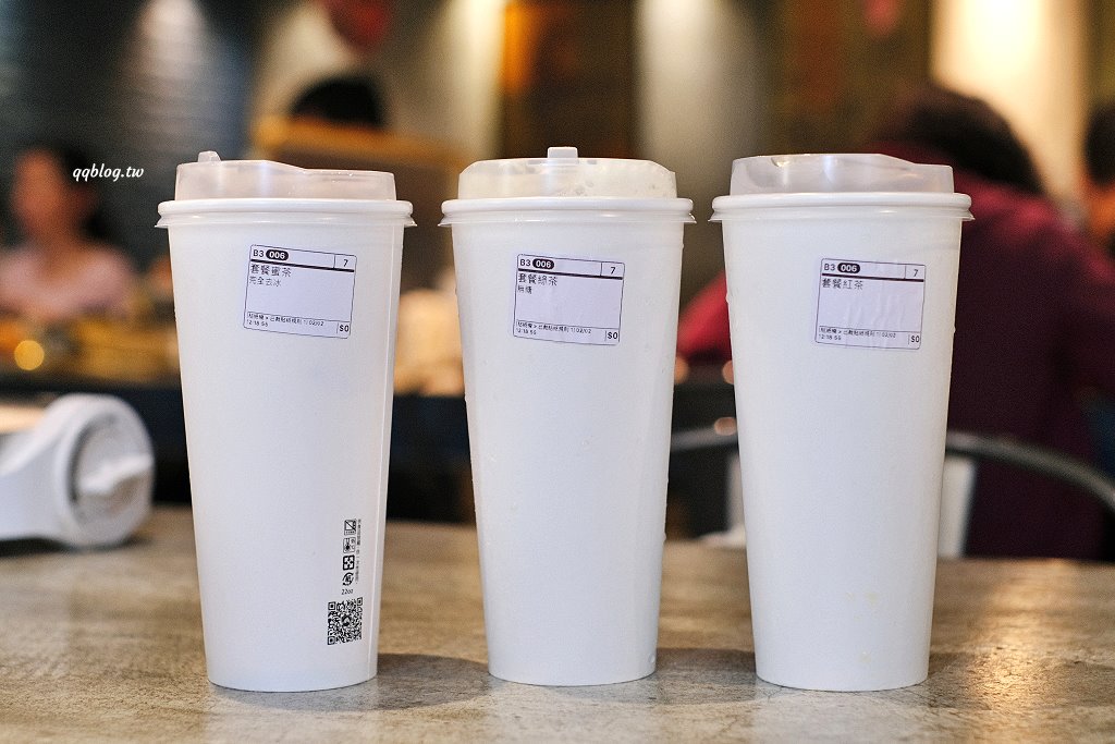 台中北區︱8德司創意餐館．8層蒸籠堆疊成一座101海鮮塔，IG爆紅美食 @QQ的懶骨頭