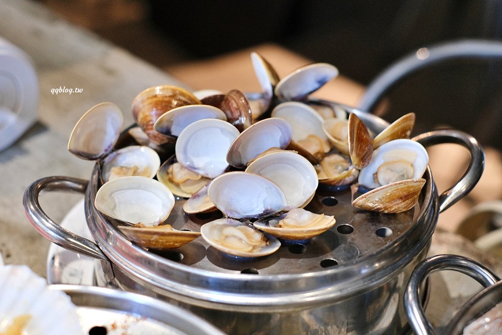 台中北區︱8德司創意餐館．8層蒸籠堆疊成一座101海鮮塔，IG爆紅美食 @QQ的懶骨頭