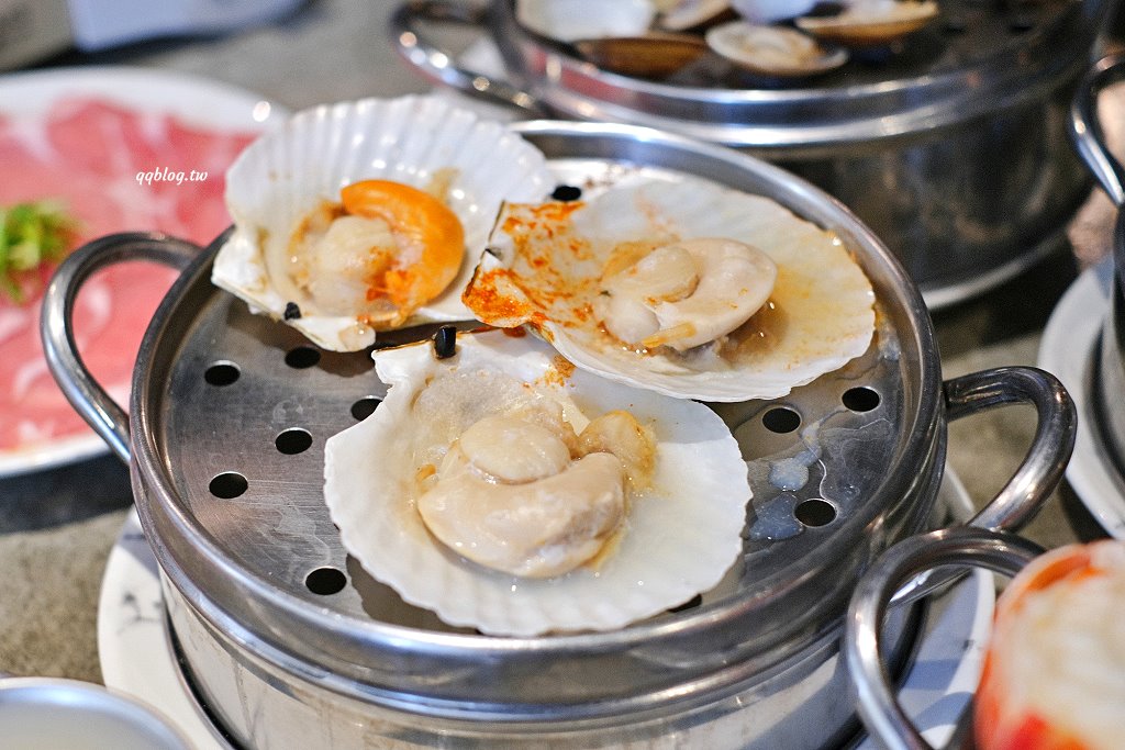 台中北區︱8德司創意餐館．8層蒸籠堆疊成一座101海鮮塔，IG爆紅美食 @QQ的懶骨頭