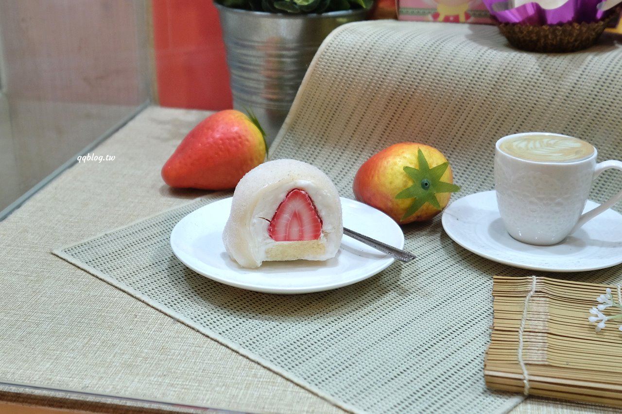 宜蘭蘇澳︱一米特米食點心觀光工廠．超好買伴手禮觀光工廠，宜蘭雨天室內景點推薦 @QQ的懶骨頭