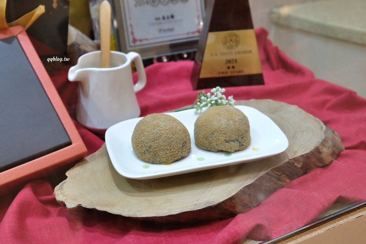 宜蘭蘇澳︱一米特米食點心觀光工廠．超好買伴手禮觀光工廠，宜蘭雨天室內景點推薦 @QQ的懶骨頭