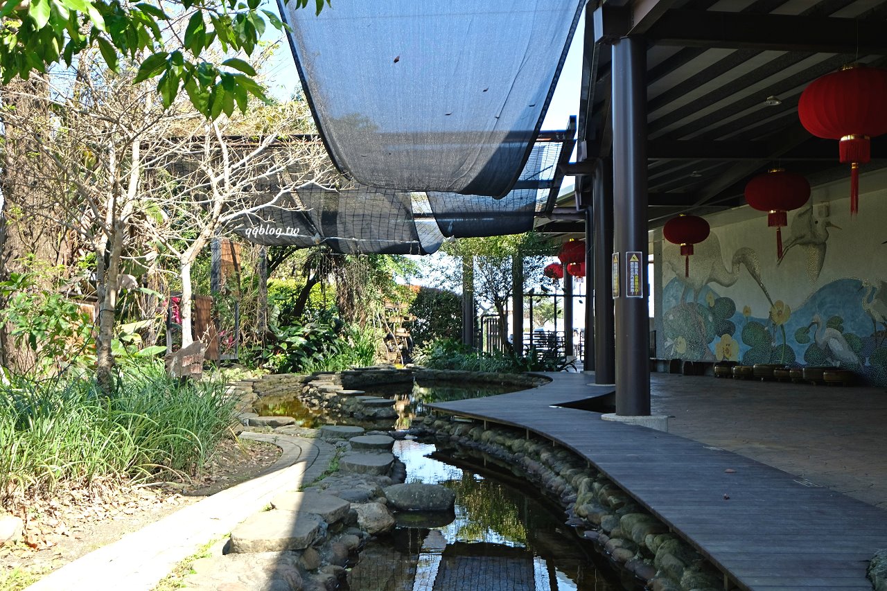 宜蘭蘇澳︱一米特米食點心觀光工廠．超好買伴手禮觀光工廠，宜蘭雨天室內景點推薦 @QQ的懶骨頭