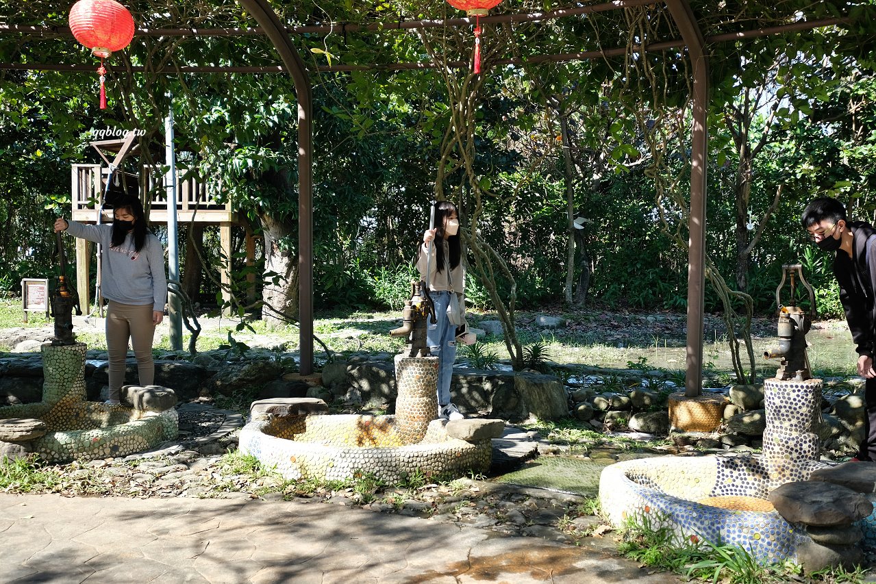 宜蘭蘇澳︱一米特米食點心觀光工廠．超好買伴手禮觀光工廠，宜蘭雨天室內景點推薦 @QQ的懶骨頭