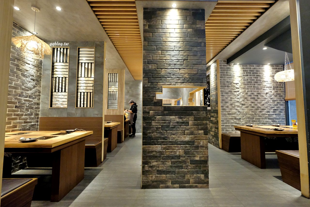 台中豐原︱十二段鍋の物 豐原店．彰化人氣鍋物二代店，野菜、飲料、冰品無限供應 @QQ的懶骨頭