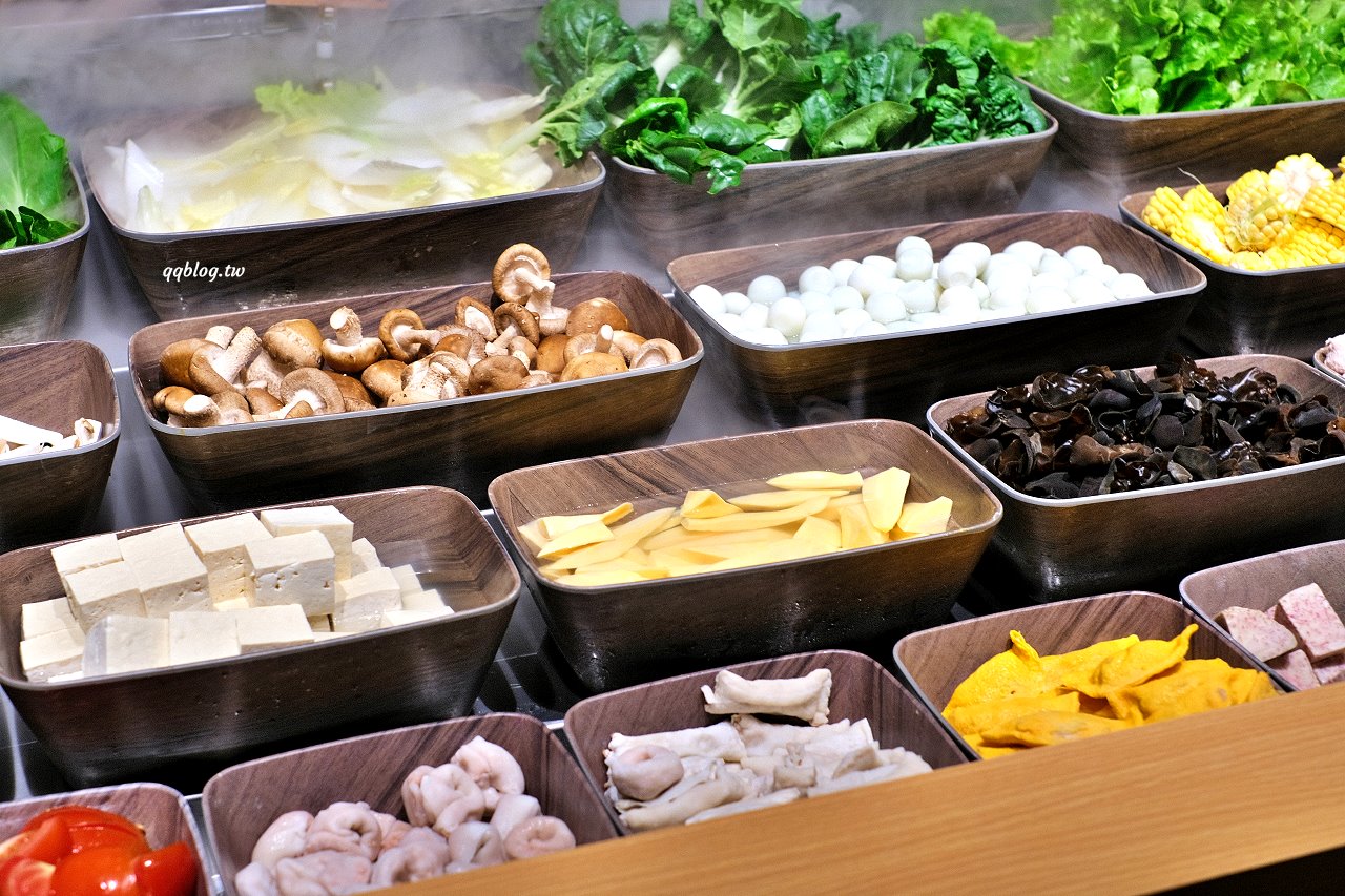 台中豐原︱十二段鍋の物 豐原店．彰化人氣鍋物二代店，野菜、飲料、冰品無限供應 @QQ的懶骨頭