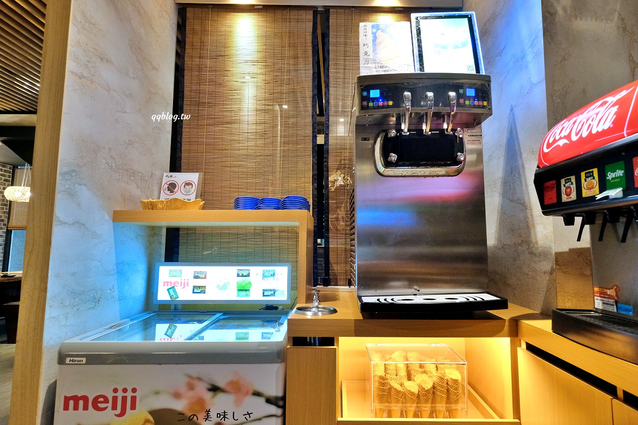 台中豐原︱十二段鍋の物 豐原店．彰化人氣鍋物二代店，野菜、飲料、冰品無限供應 @QQ的懶骨頭