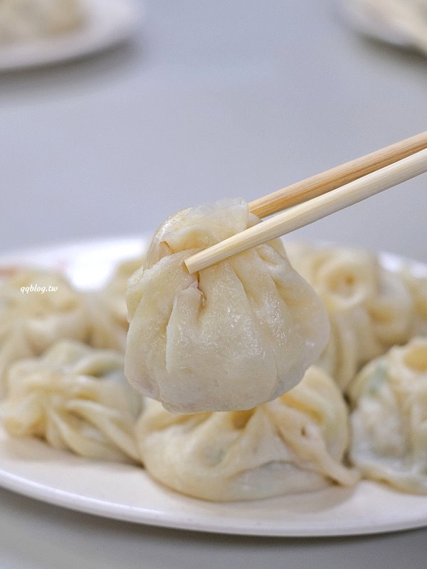 宜蘭羅東︱正常鮮肉小籠湯包．皮薄鮮嫩多汁又飽滿，一人一籠才吃的過癮 @QQ的懶骨頭