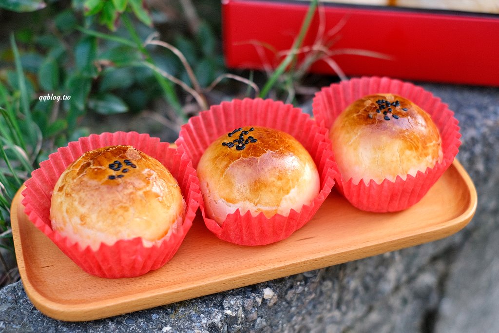 台中神岡︱榮泉餅店．神岡在地營業超過40年的餅鋪，當日現做現賣，網路人氣宅配餅店 @QQ的懶骨頭