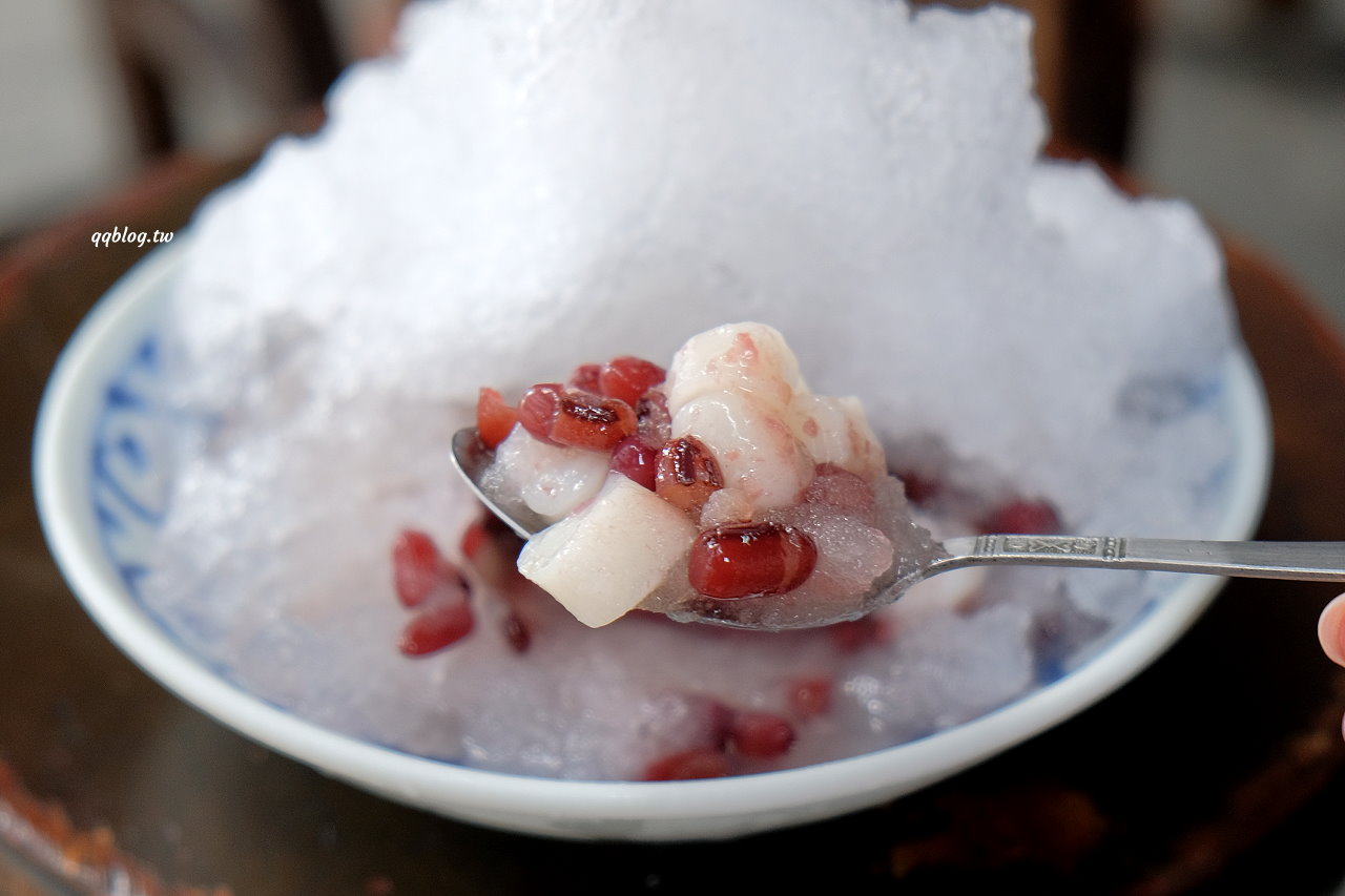 台中中區︱四季春甜食店．營業超過百年的冰品店，現點現煮的湯圓QQ的好好吃，台中冰品推薦 @QQ的懶骨頭