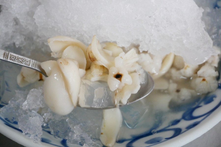 台中中區︱四季春甜食店．營業超過百年的冰品店，現點現煮的湯圓QQ的好好吃，台中冰品推薦 @QQ的懶骨頭