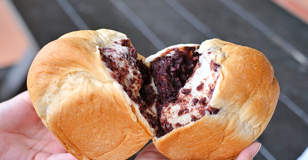 台東關山︱火盛製餅舖．在地營業超過50年的麵包店，爆炸多紅豆吐司必買 @QQ的懶骨頭