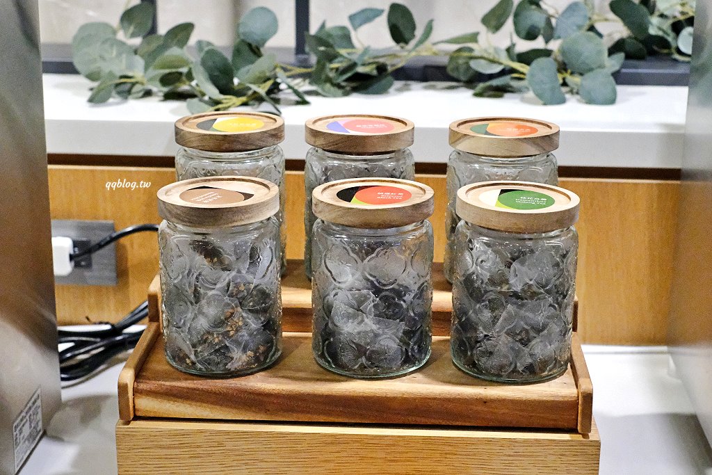 台南住宿︱康橋慢旅 Kindness Day Hotel．康橋系列升級版文青風格飯店，質感升級，點心吧、宵夜、早餐，讓你吃飽飽 @QQ的懶骨頭