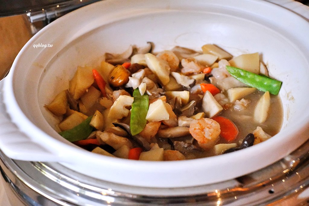 台南住宿︱康橋慢旅 Kindness Day Hotel．康橋系列升級版文青風格飯店，質感升級，點心吧、宵夜、早餐，讓你吃飽飽 @QQ的懶骨頭