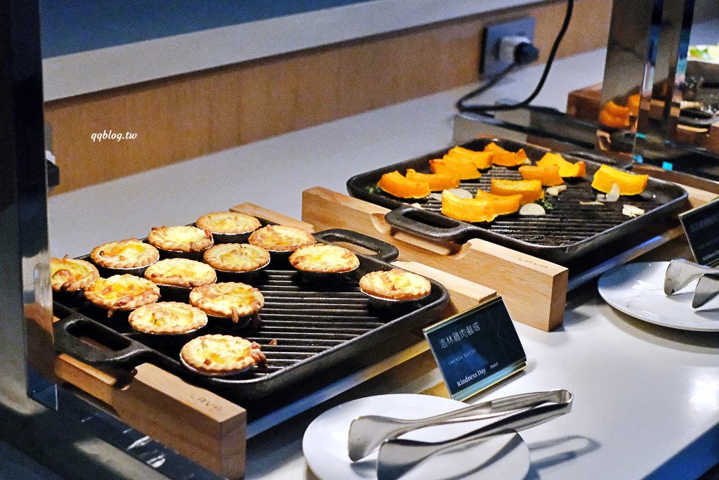 台南住宿︱康橋慢旅 Kindness Day Hotel．康橋系列升級版文青風格飯店，質感升級，點心吧、宵夜、早餐，讓你吃飽飽 @QQ的懶骨頭