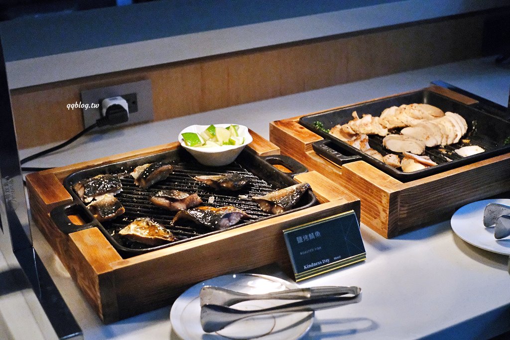 台南住宿︱康橋慢旅 Kindness Day Hotel．康橋系列升級版文青風格飯店，質感升級，點心吧、宵夜、早餐，讓你吃飽飽 @QQ的懶骨頭