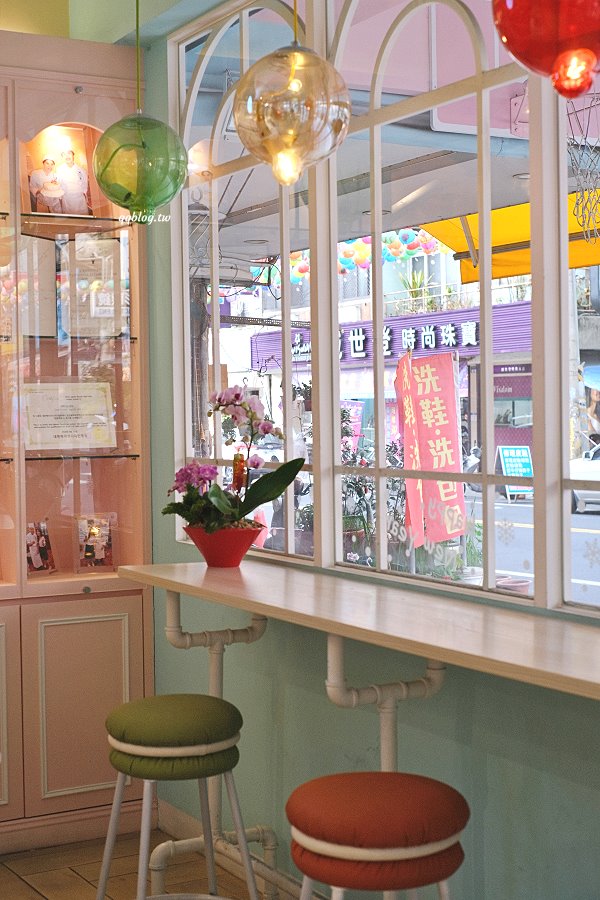 雲林斗六︱Immense 恬恬．蛋糕造型建築很吸睛，粉紅色系少女心噴發 @QQ的懶骨頭