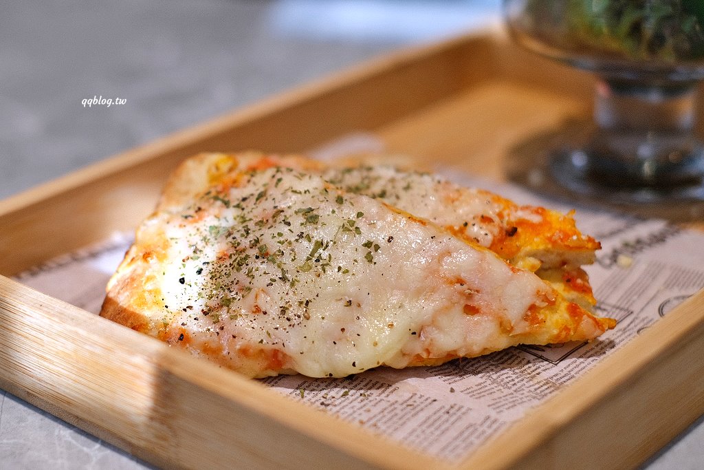 台中清水︱禾果咖啡．安靜內斂又自帶氛圍感的咖啡館，享受喝一杯咖啡的時光 @QQ的懶骨頭