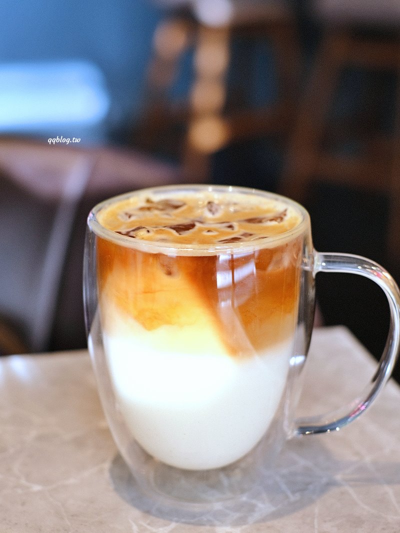 台中清水︱禾果咖啡．安靜內斂又自帶氛圍感的咖啡館，享受喝一杯咖啡的時光 @QQ的懶骨頭