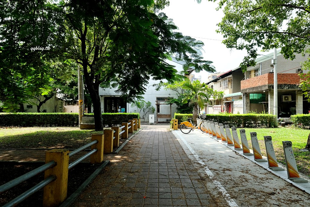 台中南屯︱花毛かき氷喫茶．隱身在黎明新村裡的老宅冰品店，限定口味也很值得一試 @QQ的懶骨頭