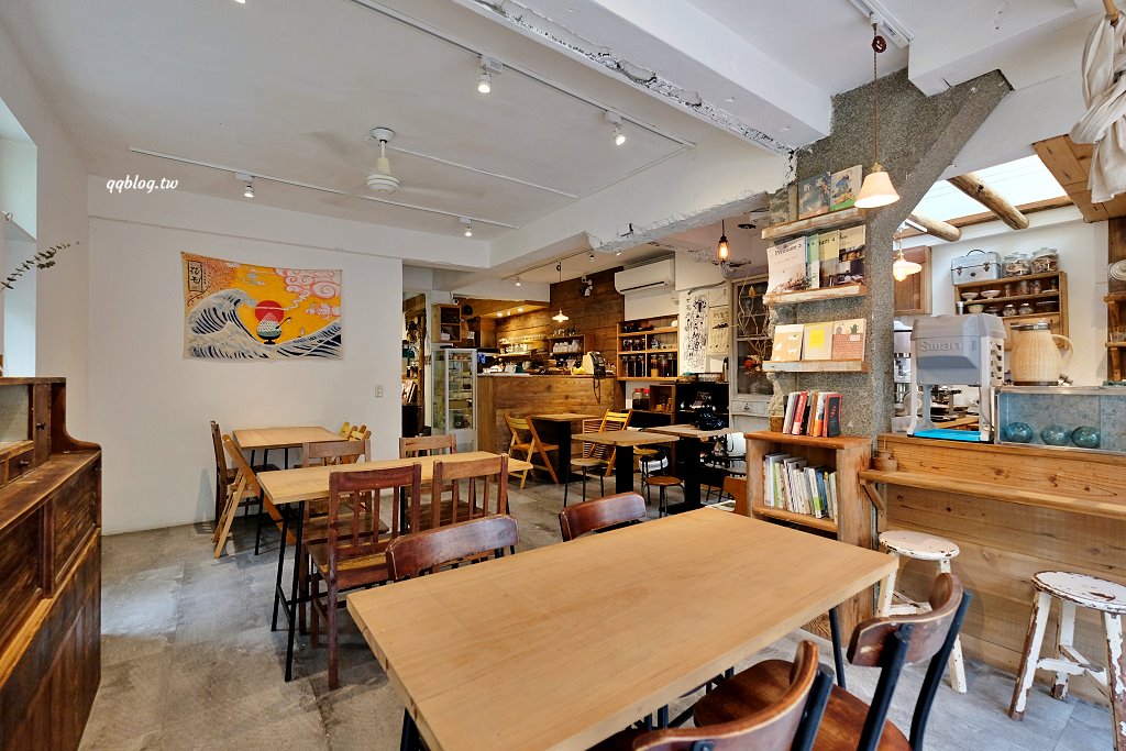 台中南屯︱花毛かき氷喫茶．隱身在黎明新村裡的老宅冰品店，限定口味也很值得一試 @QQ的懶骨頭