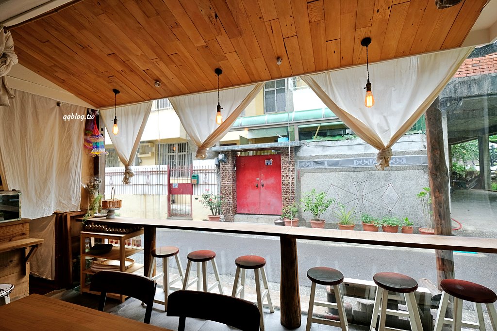 台中南屯︱花毛かき氷喫茶．隱身在黎明新村裡的老宅冰品店，限定口味也很值得一試 @QQ的懶骨頭