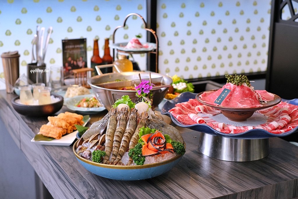 台中北屯︱青花驕麻辣鍋@崇德店．連湯都可以喝的麻辣鍋，紅色、綠色兩種湯頭雙重享受 @QQ的懶骨頭