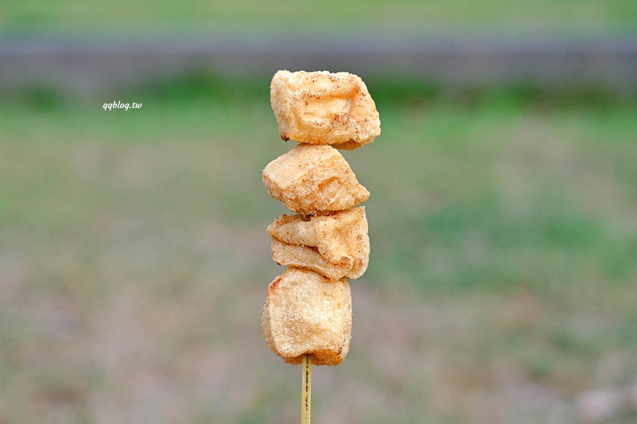 台中沙鹿︱沙鹿巧味鹹酥雞大王．台南口味帶點甜的鹹酥雞，酥香乾爽不油膩，趁熱吃很涮嘴 @QQ的懶骨頭