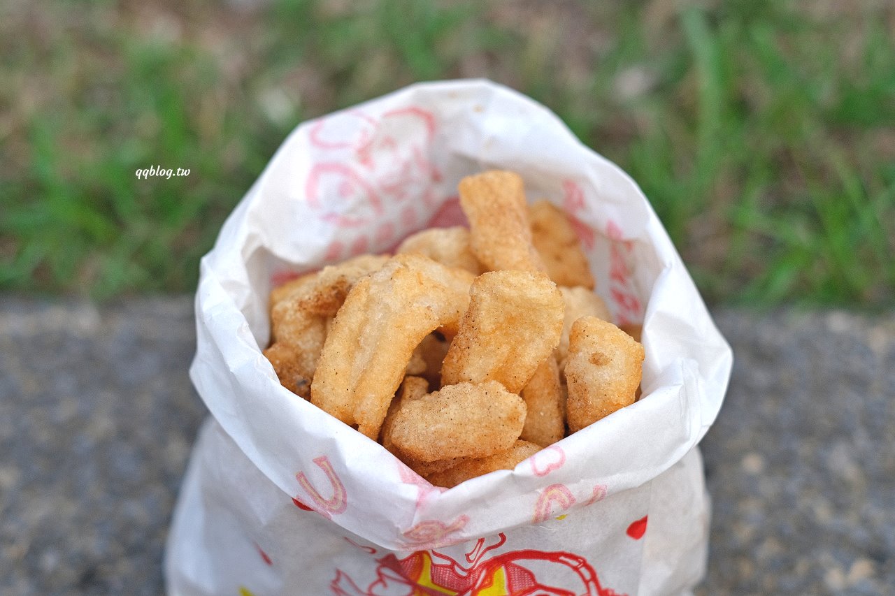 台中沙鹿︱沙鹿巧味鹹酥雞大王．台南口味帶點甜的鹹酥雞，酥香乾爽不油膩，趁熱吃很涮嘴 @QQ的懶骨頭