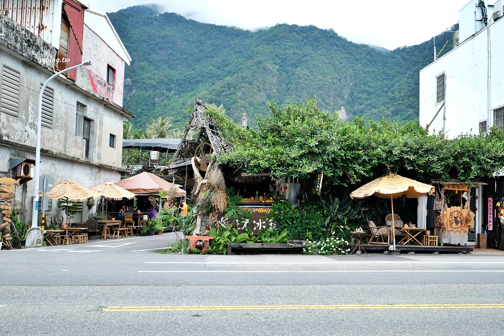 台東東河︱我在玩-玩冰箱．號稱全台最美路邊攤，食材新鮮又豐富，非常的有特色 @QQ的懶骨頭