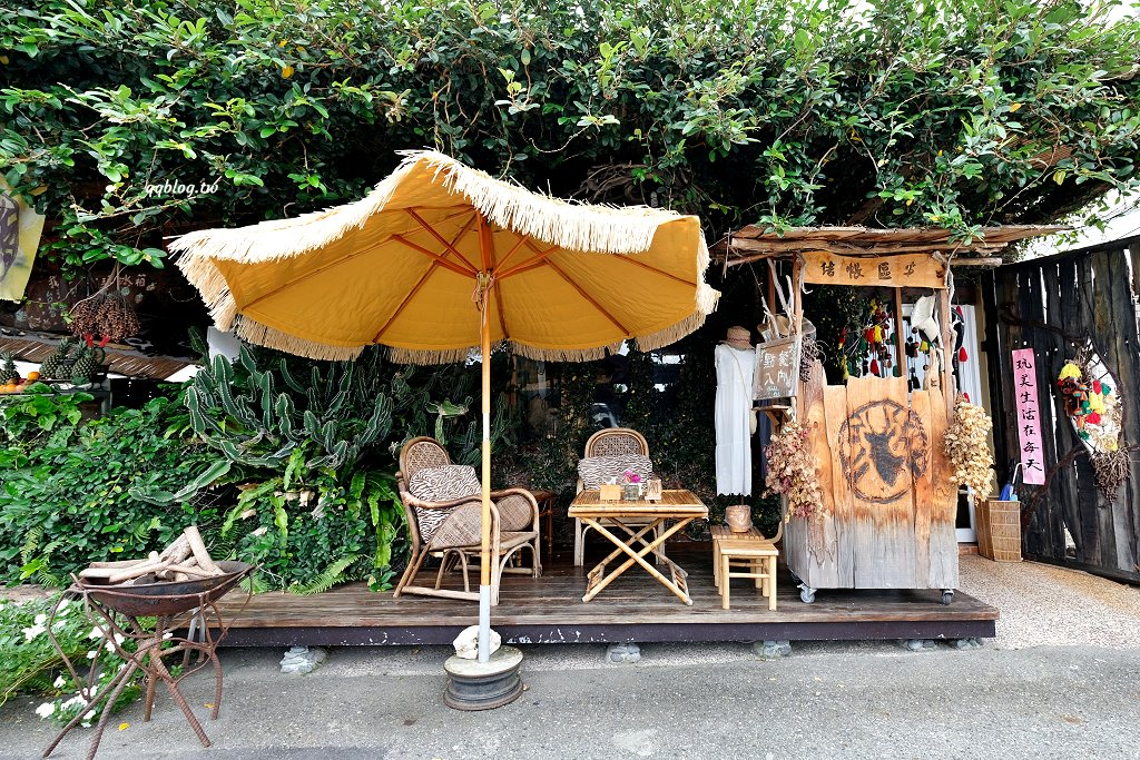 台東東河︱我在玩-玩冰箱．號稱全台最美路邊攤，食材新鮮又豐富，非常的有特色 @QQ的懶骨頭