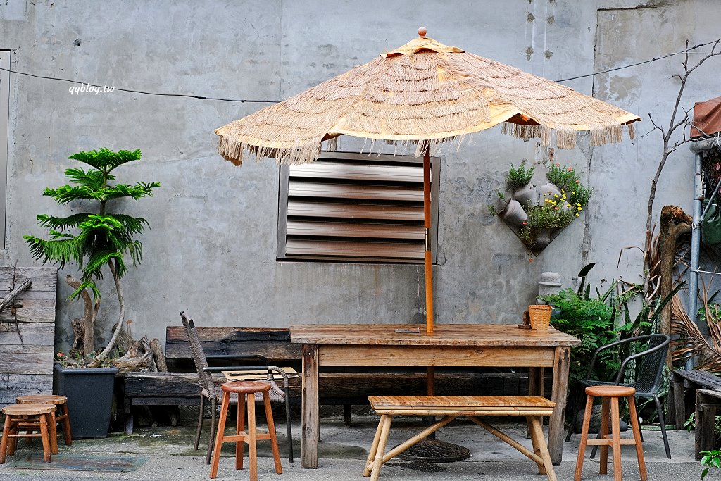 台東東河︱我在玩-玩冰箱．號稱全台最美路邊攤，食材新鮮又豐富，非常的有特色 @QQ的懶骨頭