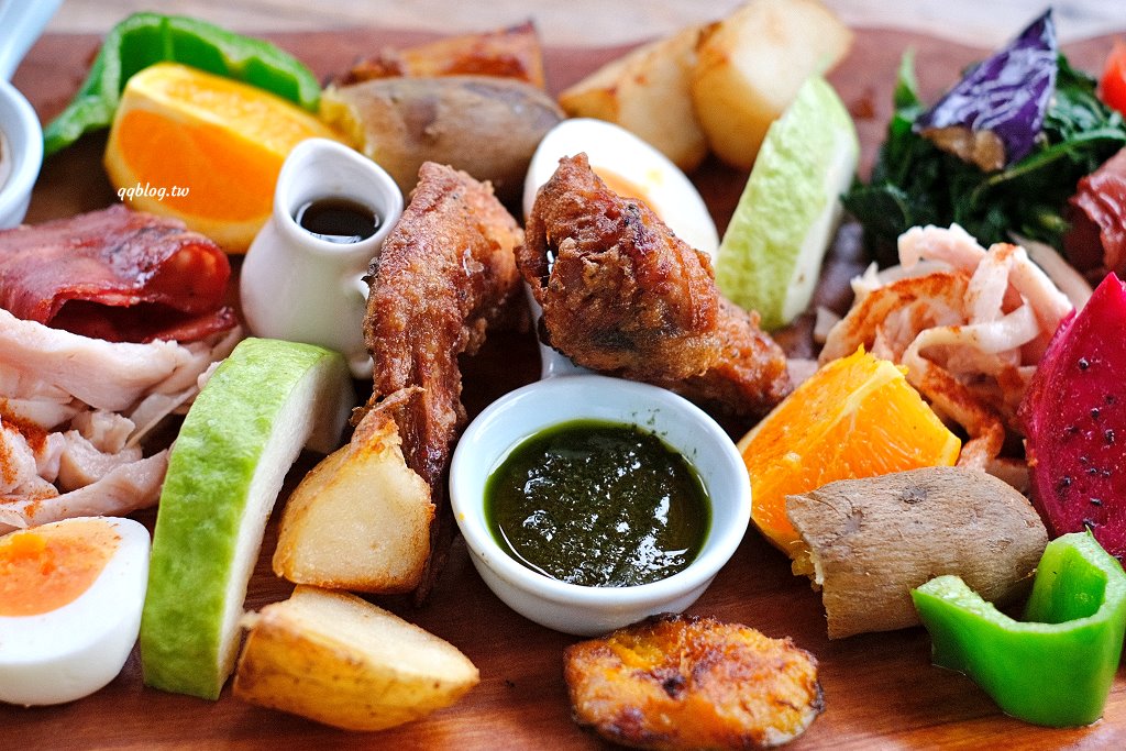 台東東河︱我在玩-玩冰箱．號稱全台最美路邊攤，食材新鮮又豐富，非常的有特色 @QQ的懶骨頭