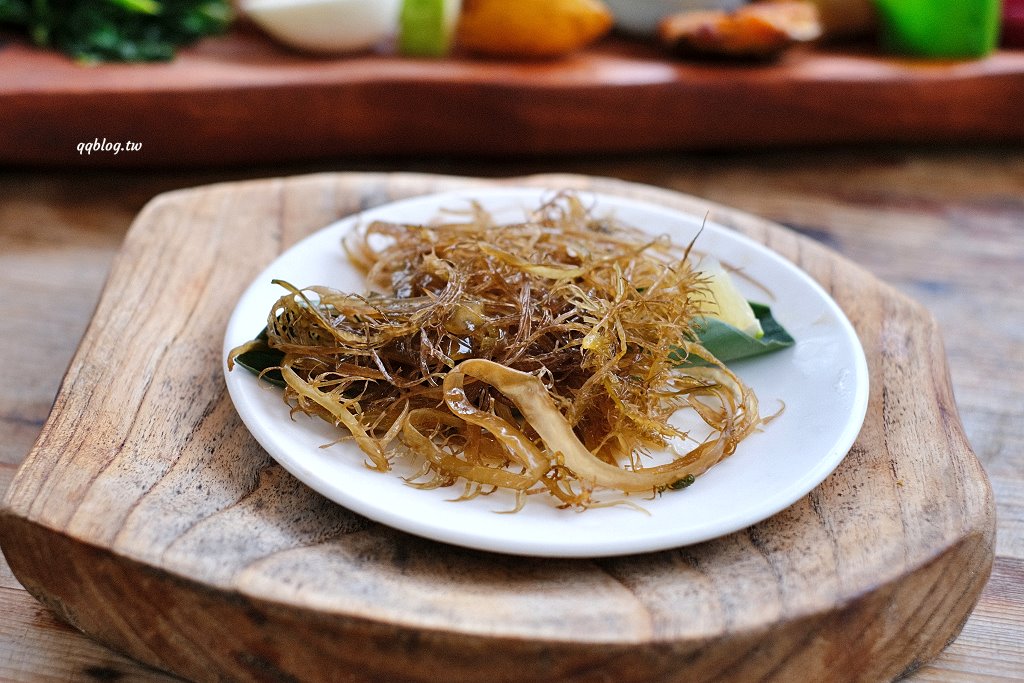 台東東河︱我在玩-玩冰箱．號稱全台最美路邊攤，食材新鮮又豐富，非常的有特色 @QQ的懶骨頭