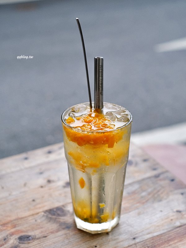 台東東河︱我在玩-玩冰箱．號稱全台最美路邊攤，食材新鮮又豐富，非常的有特色 @QQ的懶骨頭