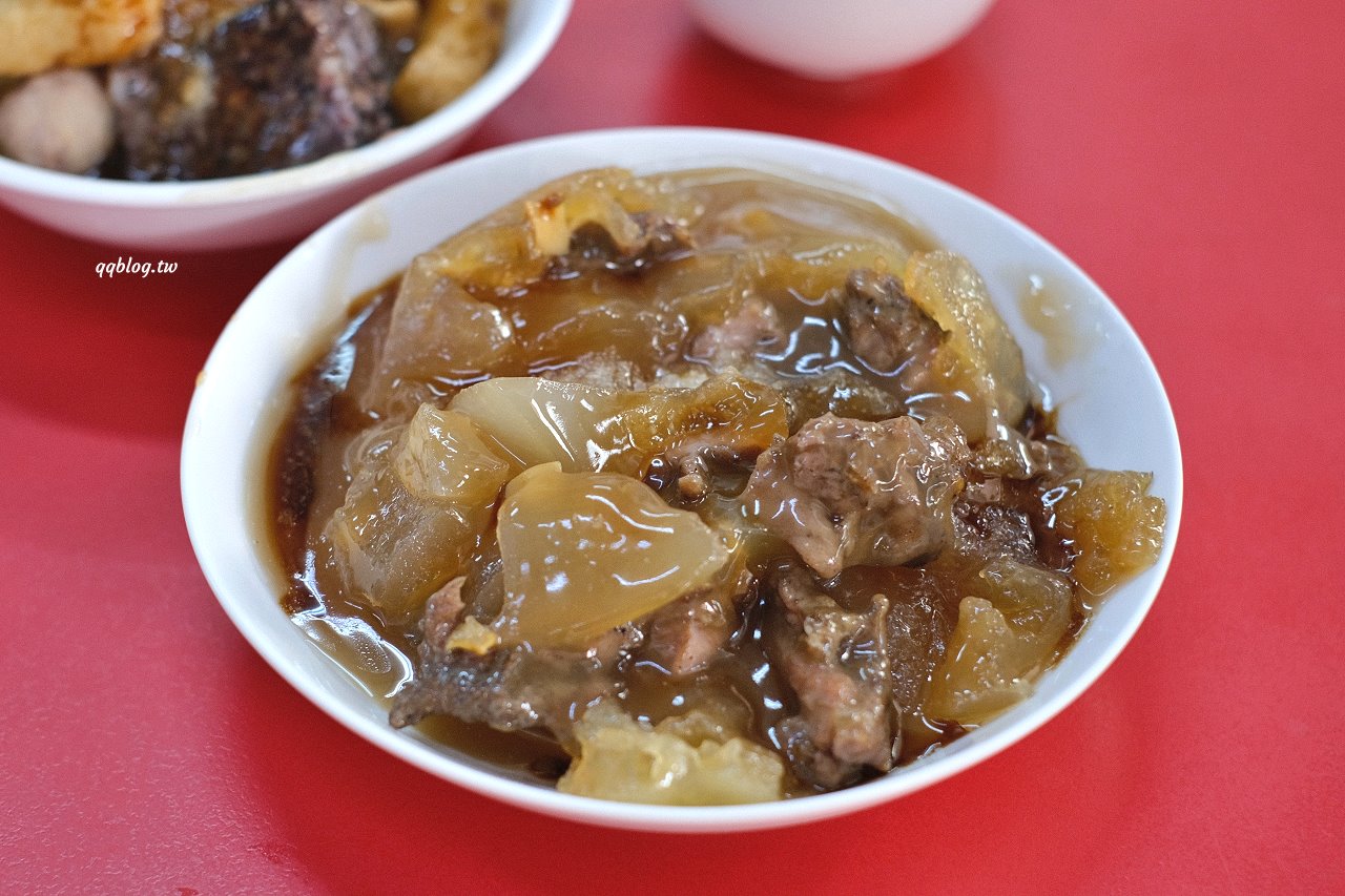 雲林斗六︱鄧記肉圓斗六總店．在地營業超過55年的肉圓、甜不辣老店，假日還有限定的川麻肉圓 @QQ的懶骨頭