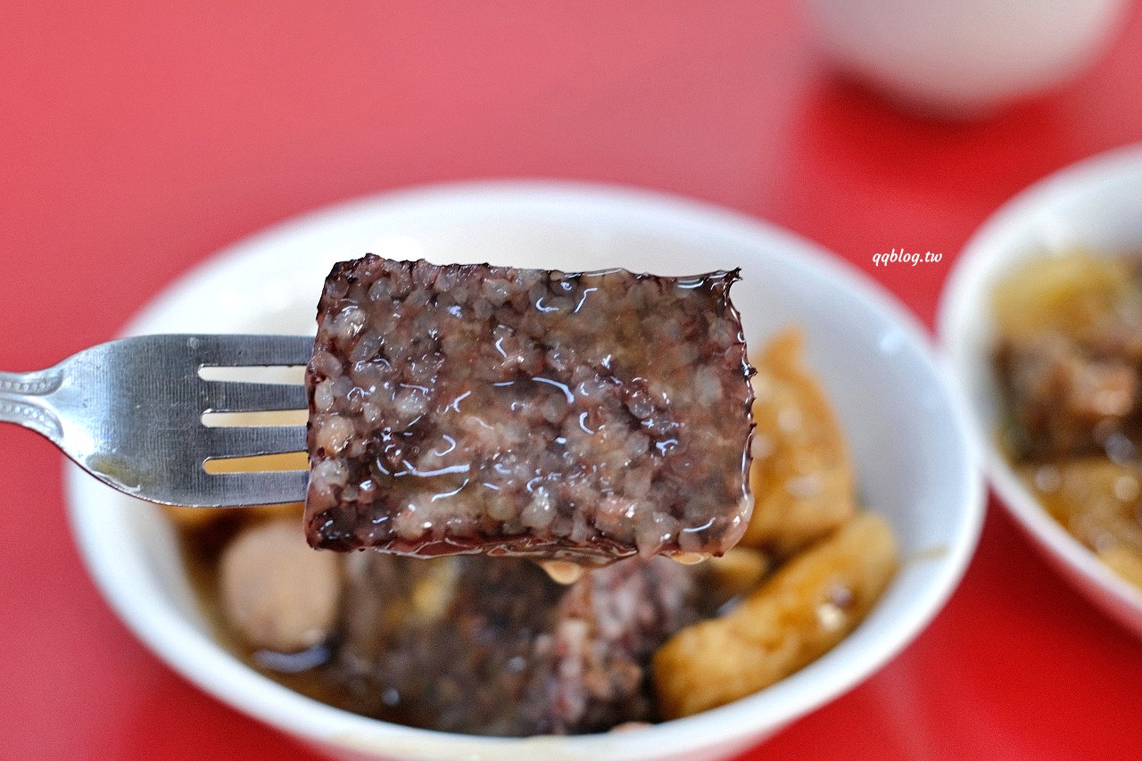 雲林斗六︱鄧記肉圓斗六總店．在地營業超過55年的肉圓、甜不辣老店，假日還有限定的川麻肉圓 @QQ的懶骨頭