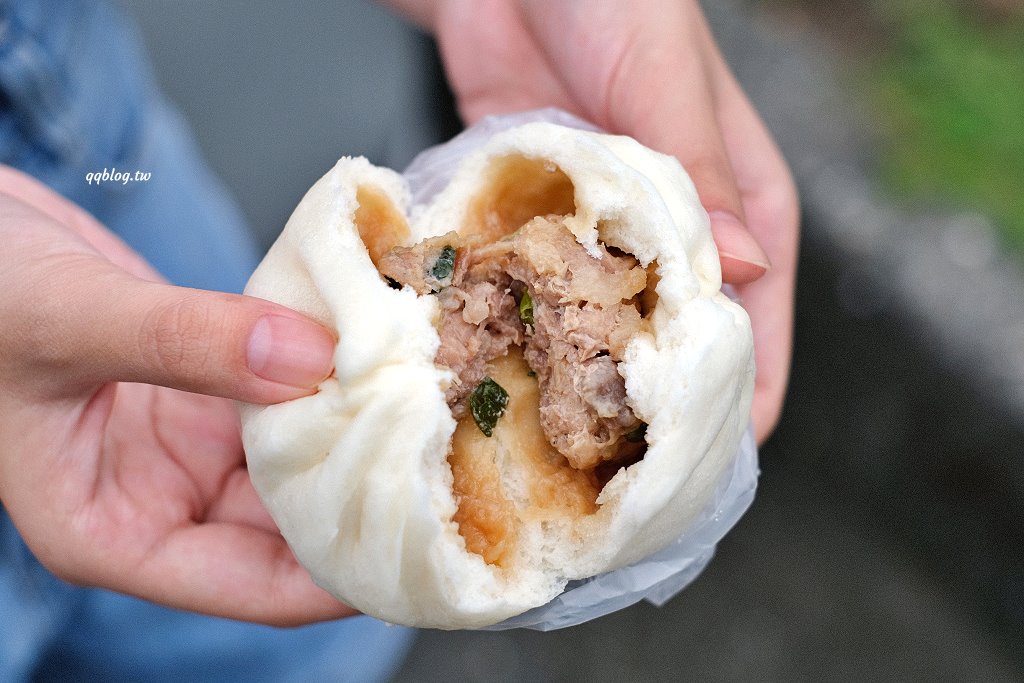 台東東河︱東河包子．走過一甲子的台11線熱門美食，經過一定要買上一顆包子來試試 @QQ的懶骨頭