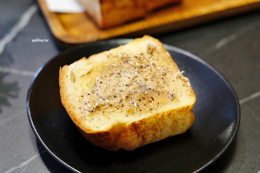 台中西區︱卉寓 HUIST RESTAURANT．義法無菜單料理，卉咖啡新品牌 @QQ的懶骨頭