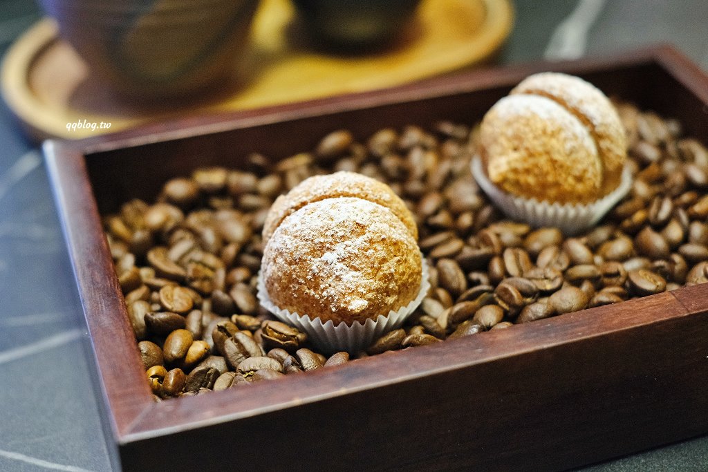 台中西區︱卉寓 HUIST RESTAURANT．義法無菜單料理，卉咖啡新品牌 @QQ的懶骨頭