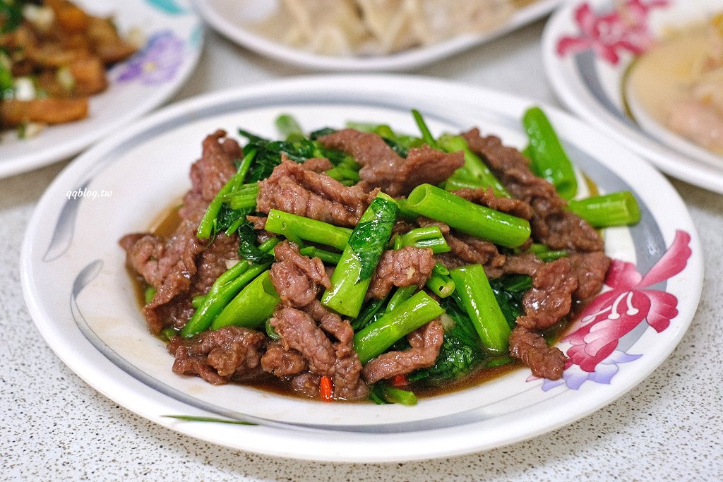 台中東勢︱黃牛肉水餃館.東勢人氣牛肉麵館,招牌麻辣牛肚、鹽酥牛雜必點 @QQ的懶骨頭 台中東勢︱黃牛肉水餃館.東勢人氣牛肉麵館,招牌麻辣牛肚、鹽酥牛雜必點 @QQ的懶骨頭