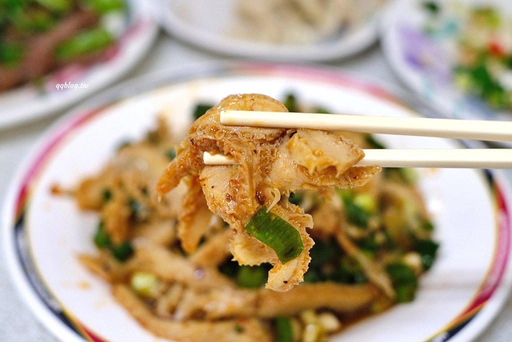 台中東勢︱黃牛肉水餃館.東勢人氣牛肉麵館,招牌麻辣牛肚、鹽酥牛雜必點 @QQ的懶骨頭 台中東勢︱黃牛肉水餃館.東勢人氣牛肉麵館,招牌麻辣牛肚、鹽酥牛雜必點 @QQ的懶骨頭