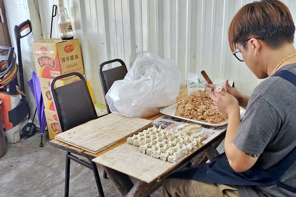 台中東勢︱黃牛肉水餃館．東勢人氣牛肉麵館，招牌麻辣牛肚、鹽酥牛雜必點 @QQ的懶骨頭