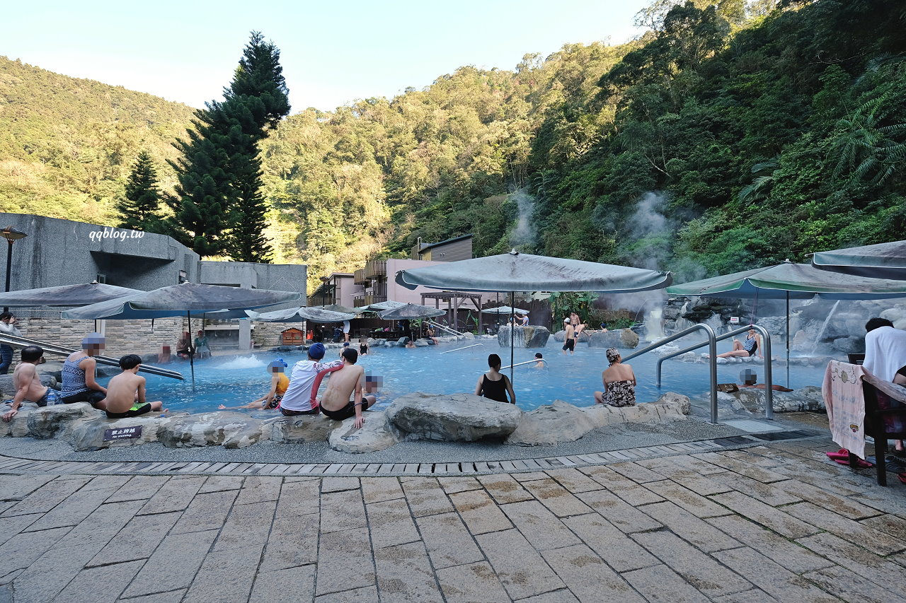 宜蘭大同︱鳩之澤溫泉．群山環繞絕美的岩石蛋溫泉，藍色泉水超夢幻 @QQ的懶骨頭