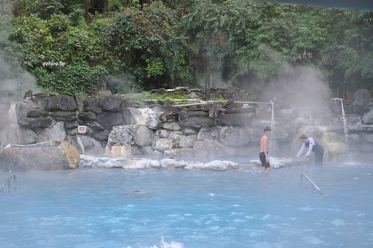 宜蘭大同︱鳩之澤溫泉．群山環繞絕美的岩石蛋溫泉，藍色泉水超夢幻 @QQ的懶骨頭