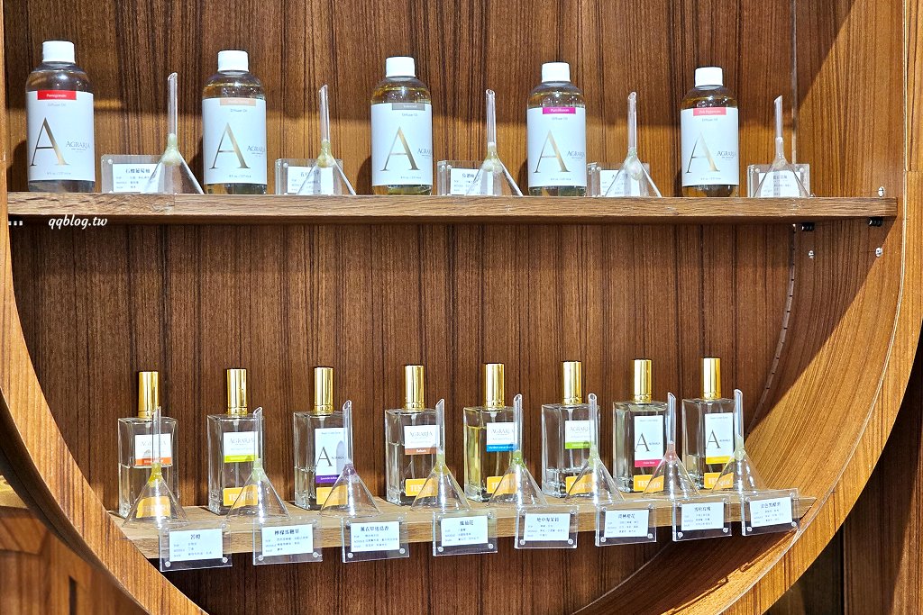 台中西區︱氤氳香氛咖啡 YinYun Cafe．結合香氛與咖啡的複合式餐廳，浪漫的粉紅色建築很吸睛(已歇業) @QQ的懶骨頭