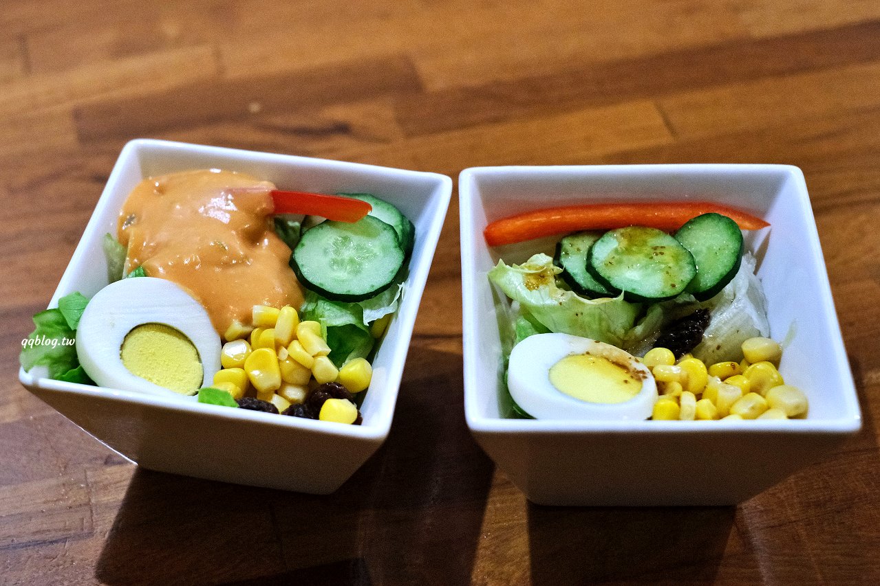 宜蘭五結︱來來牛排館．東台灣超人氣牛排館，火焰牛排很吸睛，飲料喝到飽、麵加量還不加價 @QQ的懶骨頭