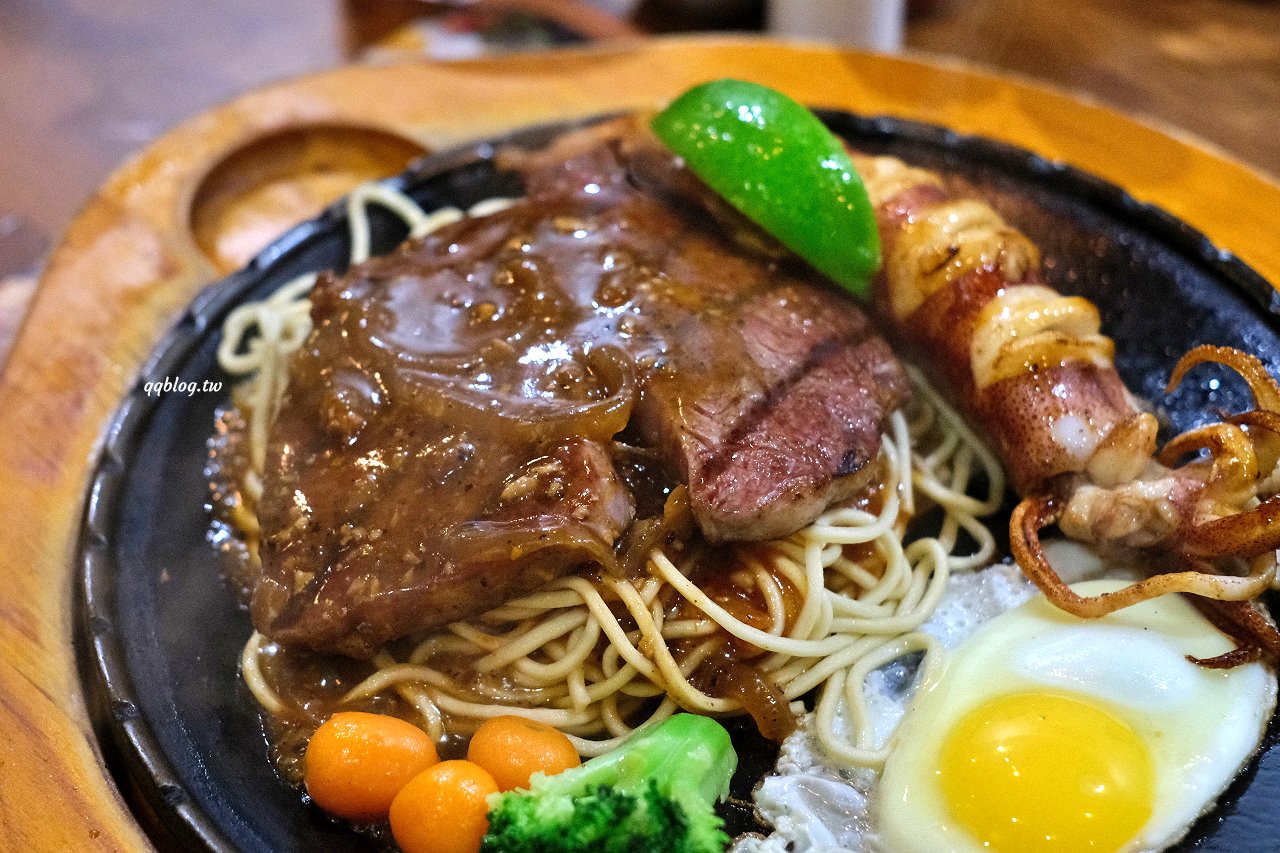 宜蘭五結︱來來牛排館．東台灣超人氣牛排館，火焰牛排很吸睛，飲料喝到飽、麵加量還不加價 @QQ的懶骨頭