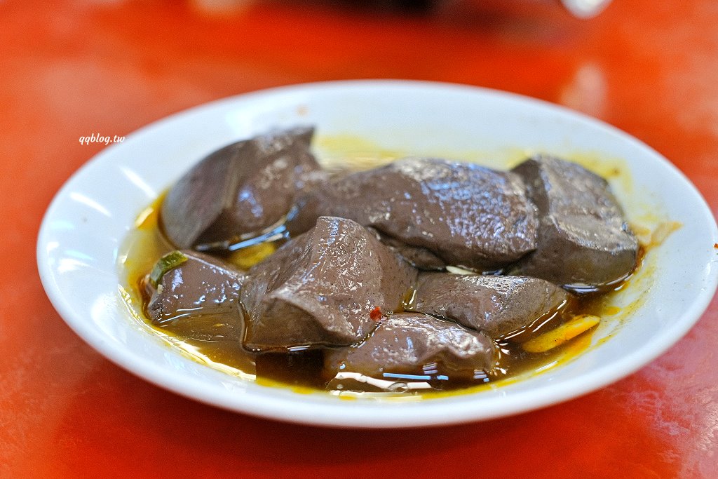 台中梧棲︱梧棲來來海鮮餐廳．海線超人氣海鮮餐廳，點餐一直送菜太大方 @QQ的懶骨頭