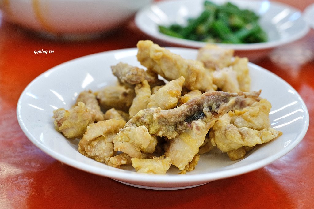 台中梧棲︱梧棲來來海鮮餐廳．海線超人氣海鮮餐廳，點餐一直送菜太大方 @QQ的懶骨頭
