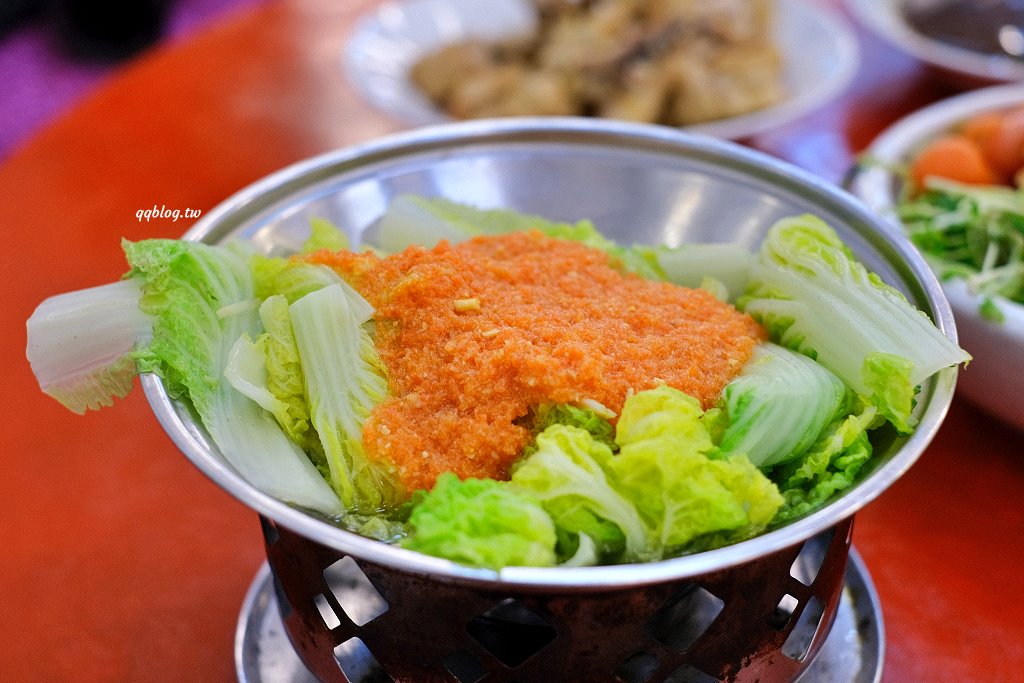 台中梧棲︱梧棲來來海鮮餐廳．海線超人氣海鮮餐廳，點餐一直送菜太大方 @QQ的懶骨頭